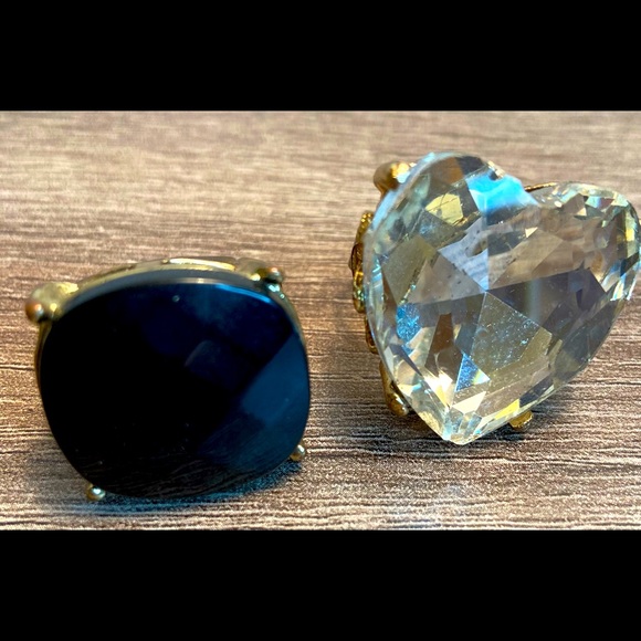 Accessories - 3 for $25_Rings / Baubles